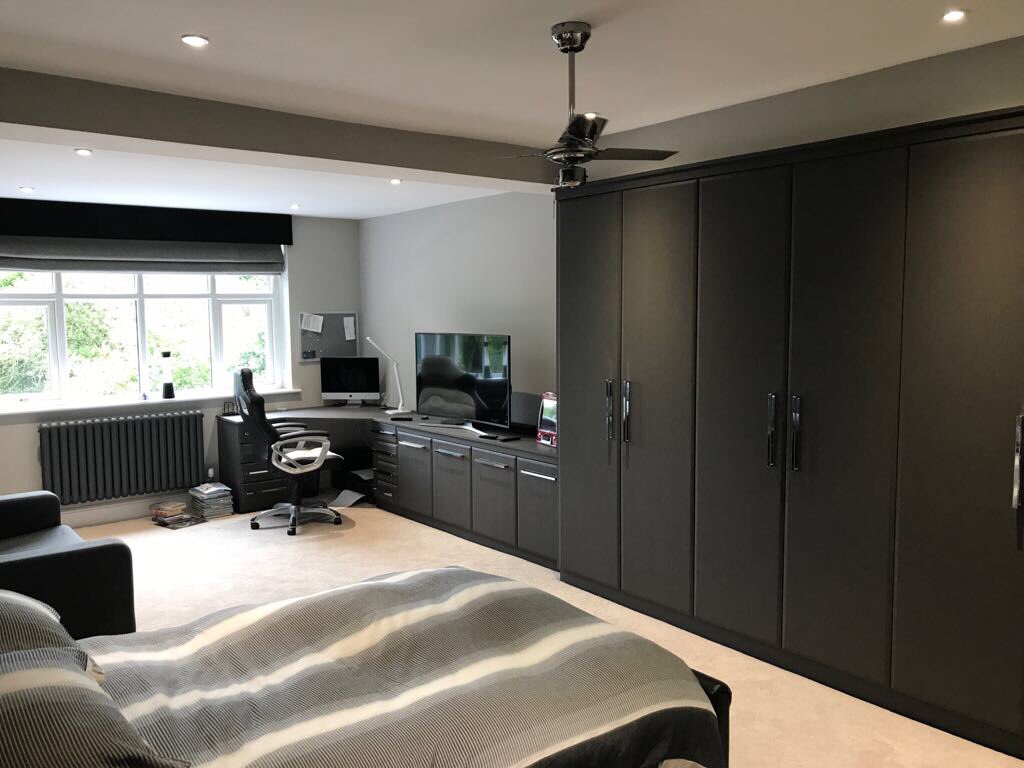 dvdfurniture's tweet photo. DVD bedroom Cabinetry with Veralinga Grey Vinyl Fascia #bdroom #bespoke #bedroom #furniture #greatbritishfurniture #softclose https://t.co/VIPlFGsSzc