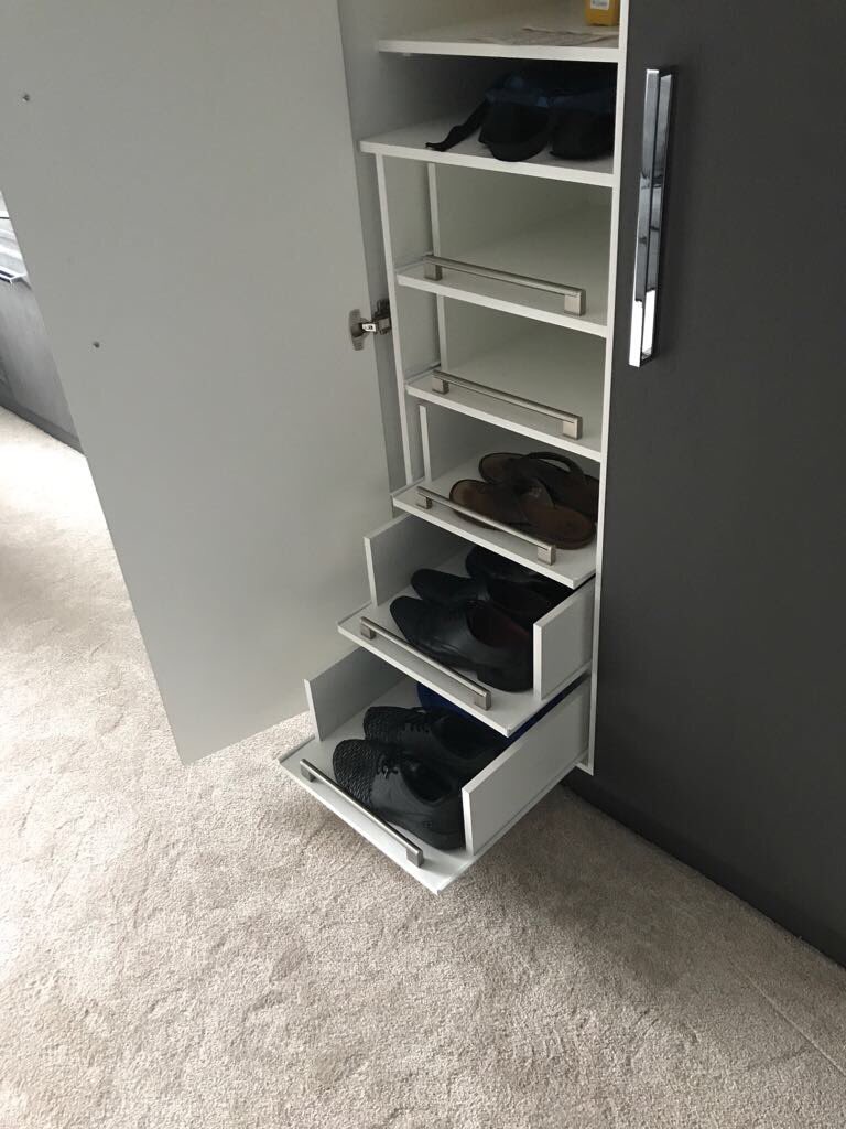 dvdfurniture's tweet photo. DVD bedroom Cabinetry with Veralinga Grey Vinyl Fascia #bdroom #bespoke #bedroom #furniture #greatbritishfurniture #softclose https://t.co/VIPlFGsSzc