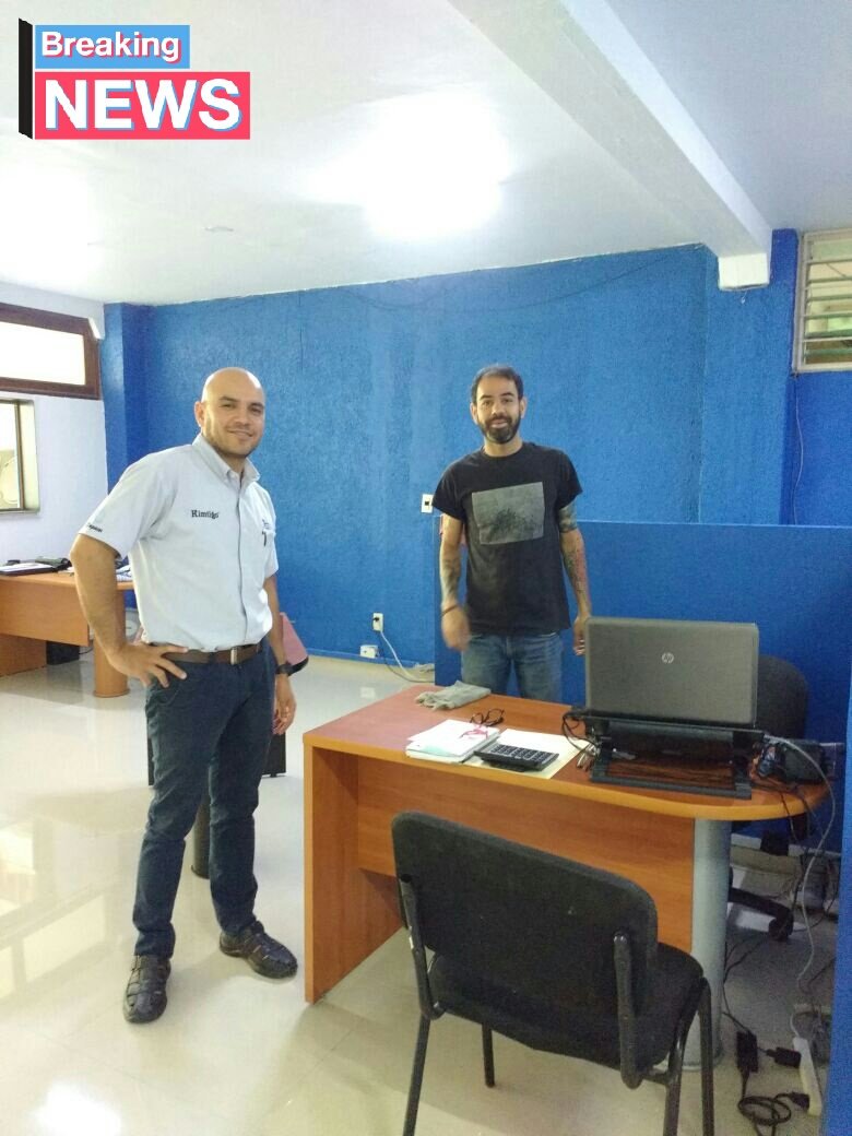 Aliciamt52's tweet photo. De civiles cuidando nuestro uniforme corporativo, instalandonos en nuestro espacio #FelizMiercoles #26Jul #TCMemory #TeamTCM #YoSoyAlicia https://t.co/Fi2NmouUwM