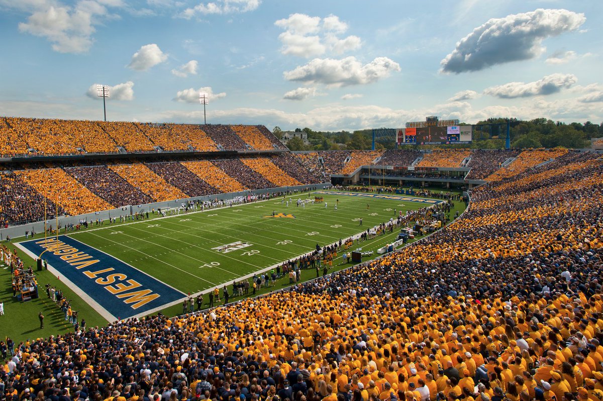 WestVirginiaU's tweet photo. 44 days, 21 hours, and 37 minutes until we're back at Milan Puskar with 60,000 of our favorite people, but who's counting? 🤷‍♀️🤷‍♂️ https://t.co/cqjq5FqCJX