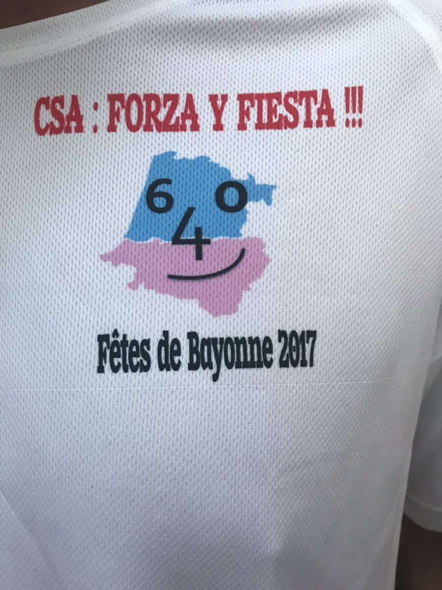 jolisanba's tweet photo. En attendant l'ouverture ... #fiertéADSO https://t.co/fhCVWuQKB5