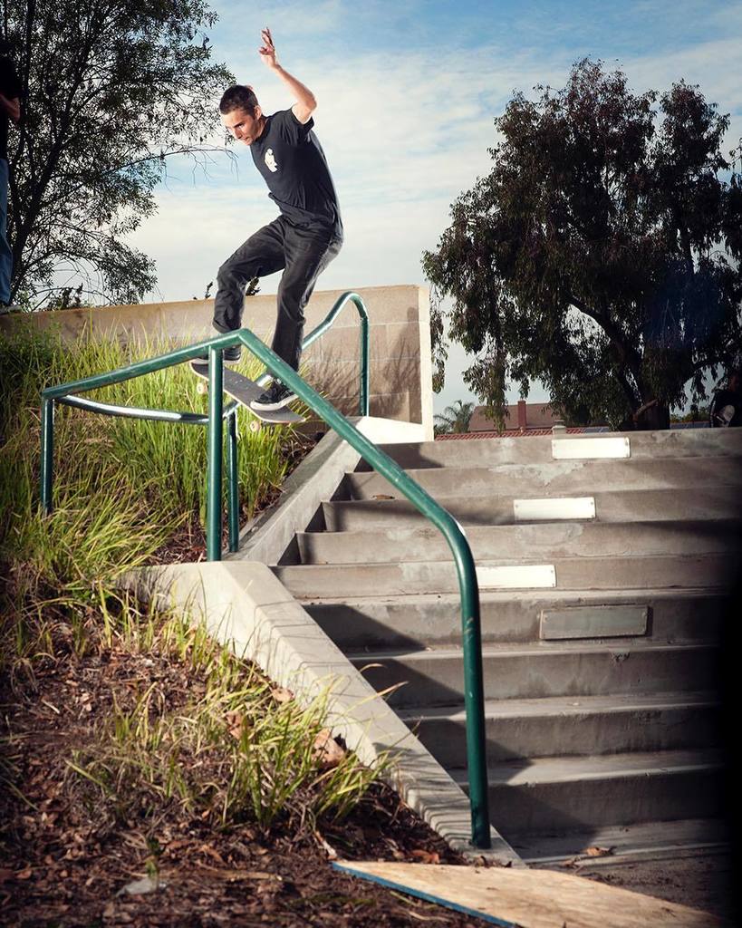 TransWorldSKATE's tweet photo. @evandineen with a lipslide through this nasty kinker you gotta see to believe! Check his #VideoCheckOut on skateb… https://t.co/FxGVNNwY3Y https://t.co/M24JRM1p2j