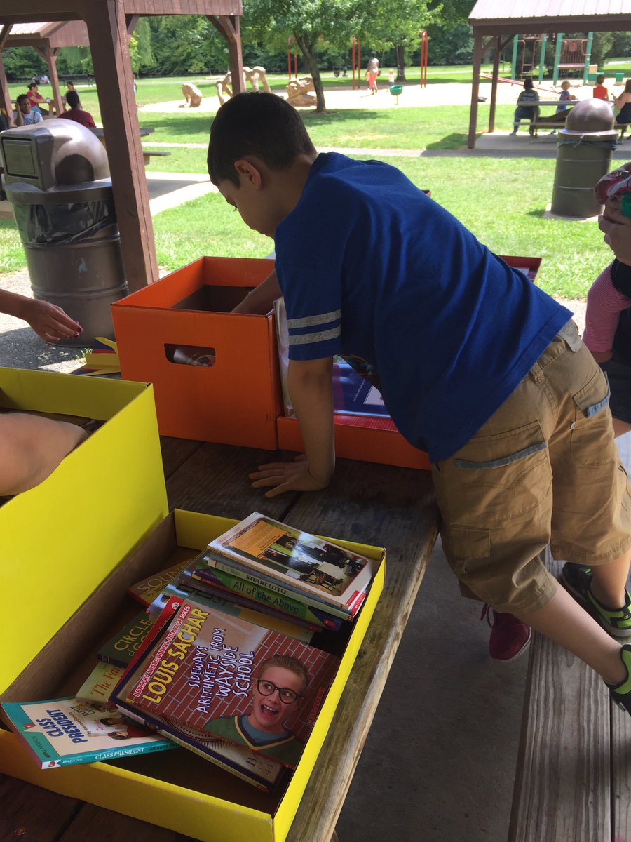 Lisa Halvis tweet media