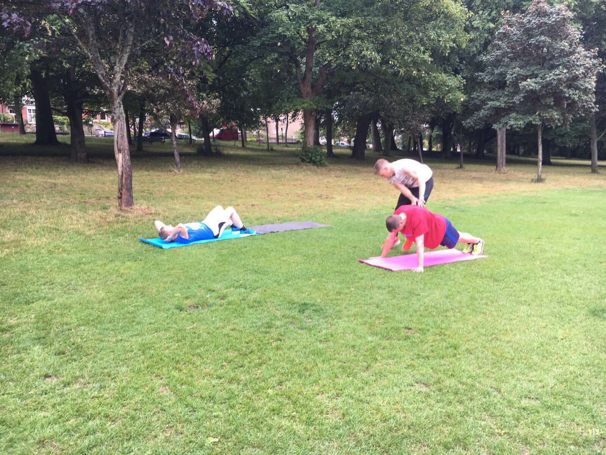BTN_PT's tweet photo. BOOTCAMP FUN!
#brighton #brightonbootcamp #brightonpersonaltraining https://t.co/HYOlqEpfyV