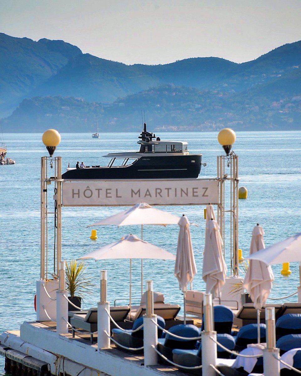 #blacktie #Sherpa #Arcadiasherpa checking the venue of the @CannesYachtingFestival @arcadiayachts #yachtingrenaissance