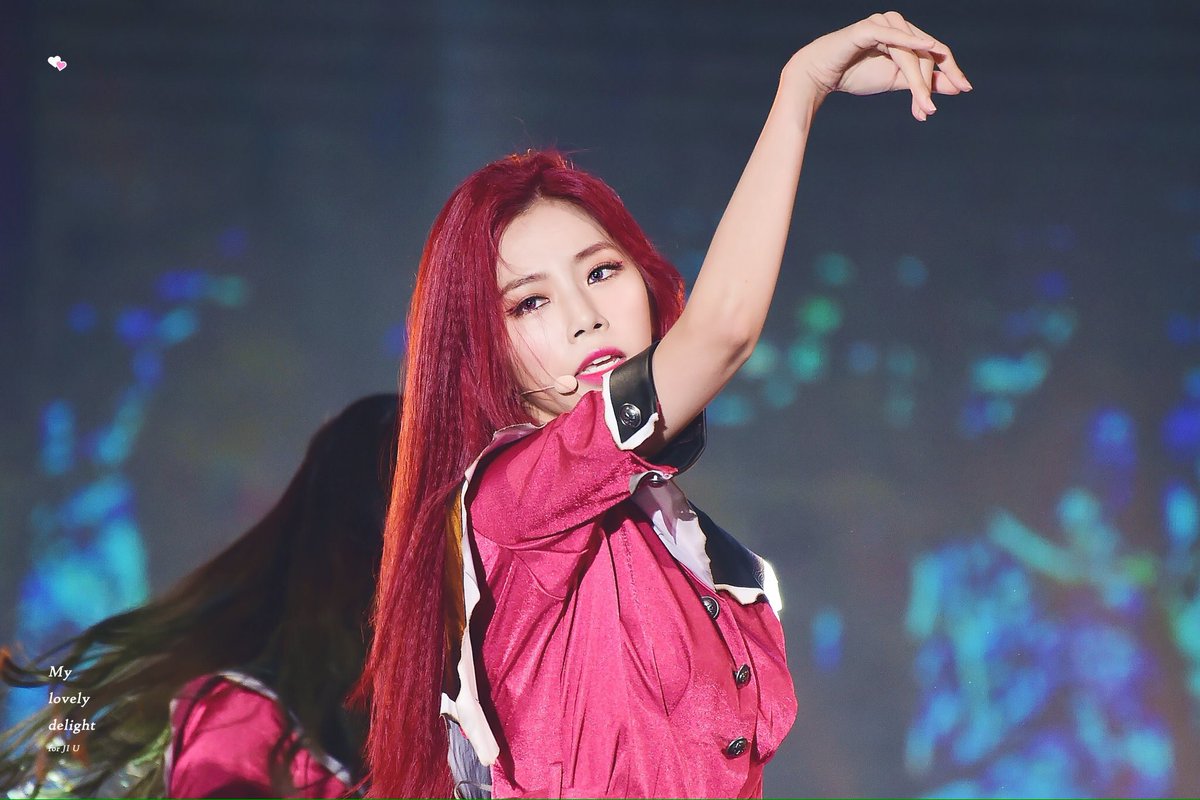 jiyoopics tweet picture