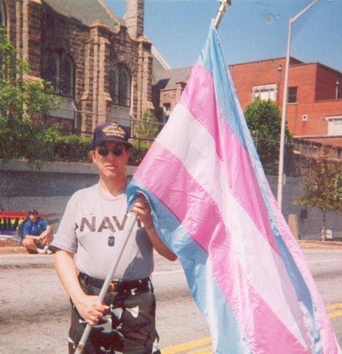 TransEquality's tweet photo. Meet the #transgender veteran who created the #trans pride flag https://t.co/VJ6vfc2hQ6 via @buzzfeed https://t.co/oHxQsP4RBu