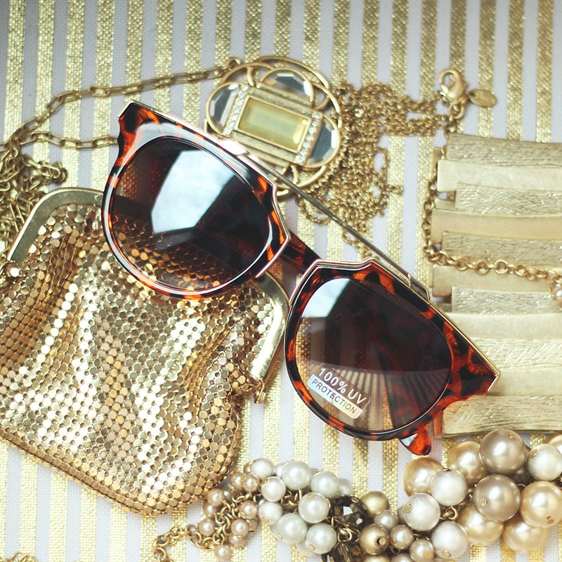 theshadeship's tweet photo. Gold all on my eyes... Don't believe me just watch... @Trinidadjamesgg whats up! #RetroShades #ShadeShipped https://t.co/U9830U3Gsh https://t.co/o3TS59ChRE