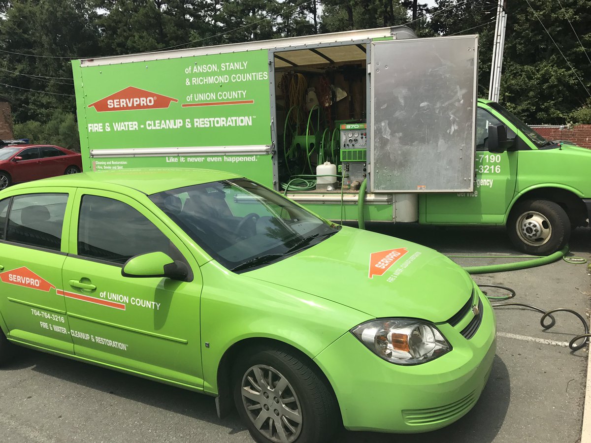 Great job Crew #Servpro Union County on the Scene at Fast Signs and Thrive due to flooding