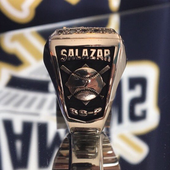 KellisBaseball's tweet photo. Thanks @Jostensaz for helping us design and producing a beautiful ring πβπ»βΎοΈ#AzStateChamps #RSKCougarPride https://t.co/0F82BsrNR9