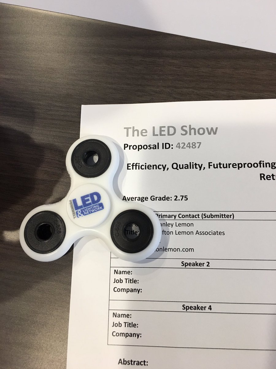 The_RyanBarrier's tweet photo. #SILUSA #THELEDSHOW #pennwell enjoying a day with Lighting Super Heros. https://t.co/0WE7fEw3EC