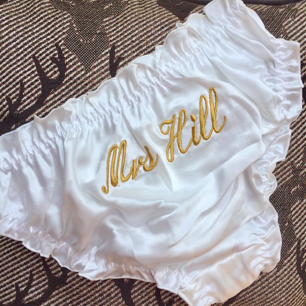 gemsembroidery's tweet photo. https://t.co/LU3hgS8skr #silk #knickers #briefs #panties #lingerie #wedding #weddingknickers #honeymoon #anywording #wedding #hengift https://t.co/sPxYC9xpBL