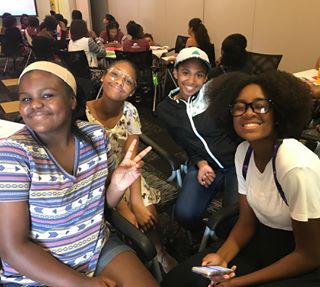 EnvisionLeadGro's tweet photo. Our beautiful #girlbosses in #Richmond at VCU da Vinci Center!!🌱✨ #inspiration #entrepreneur #envisionleadgrow #elgwithme #7citybustour https://t.co/5Gv3D0hqgK