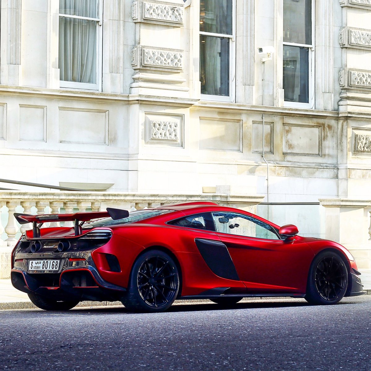 madwhips's tweet photo. McLaren MSO 688 HS 
Photo by IG carperspective 
#McLaren #688HS #McLaren688HS #MadWhips https://t.co/1sb0gOfArH