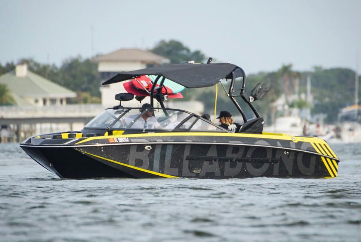 WAKEBOARD BOATS tweet media