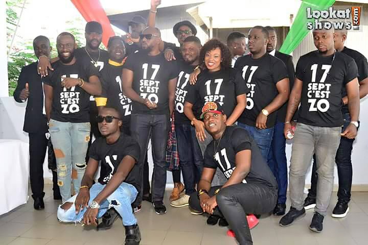 Gome_Jo's tweet photo. #TNT et le Bouillant Comité d'Organisation de son #CONCERT_LIVE du #17Septembre à la Salle Anoumabo du PALAIS de la CULTURE
#17Septembre_Czo https://t.co/fyYG5bLEie