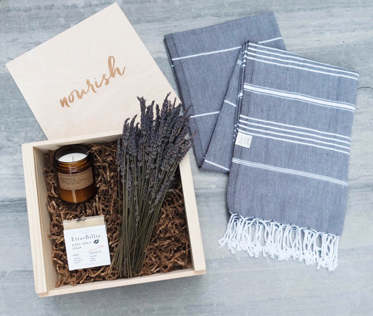 NourishEventsLA's tweet photo. We're having a Pop-Up Shop @cuyana! We've got new gift boxes for you. Stop by, shop a bit, and say hello! Sun 7/30 #PopUp #giftbox #nourish https://t.co/bxuwOhhbJD