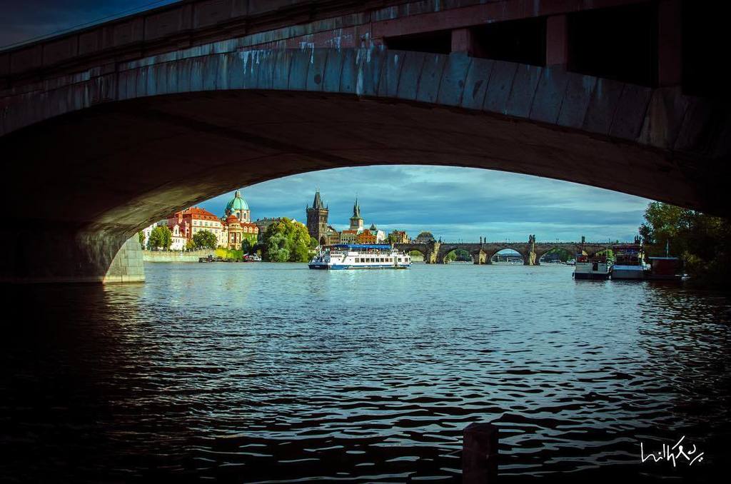 ihithro's tweet photo. . #praha the all new #Czechia #ihithro *,~~] https://t.co/AC1HDKdWs0 
#main_vision
#superhubs
#hubs_united
#igglobalclub
#ig_global_life
#i… https://t.co/7HaCzSwheD