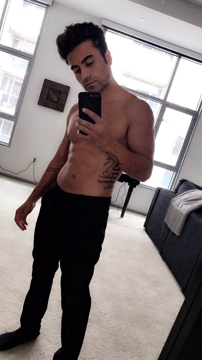 File:Boy George.JPG - Wikimedia Commons, image size:675x1200