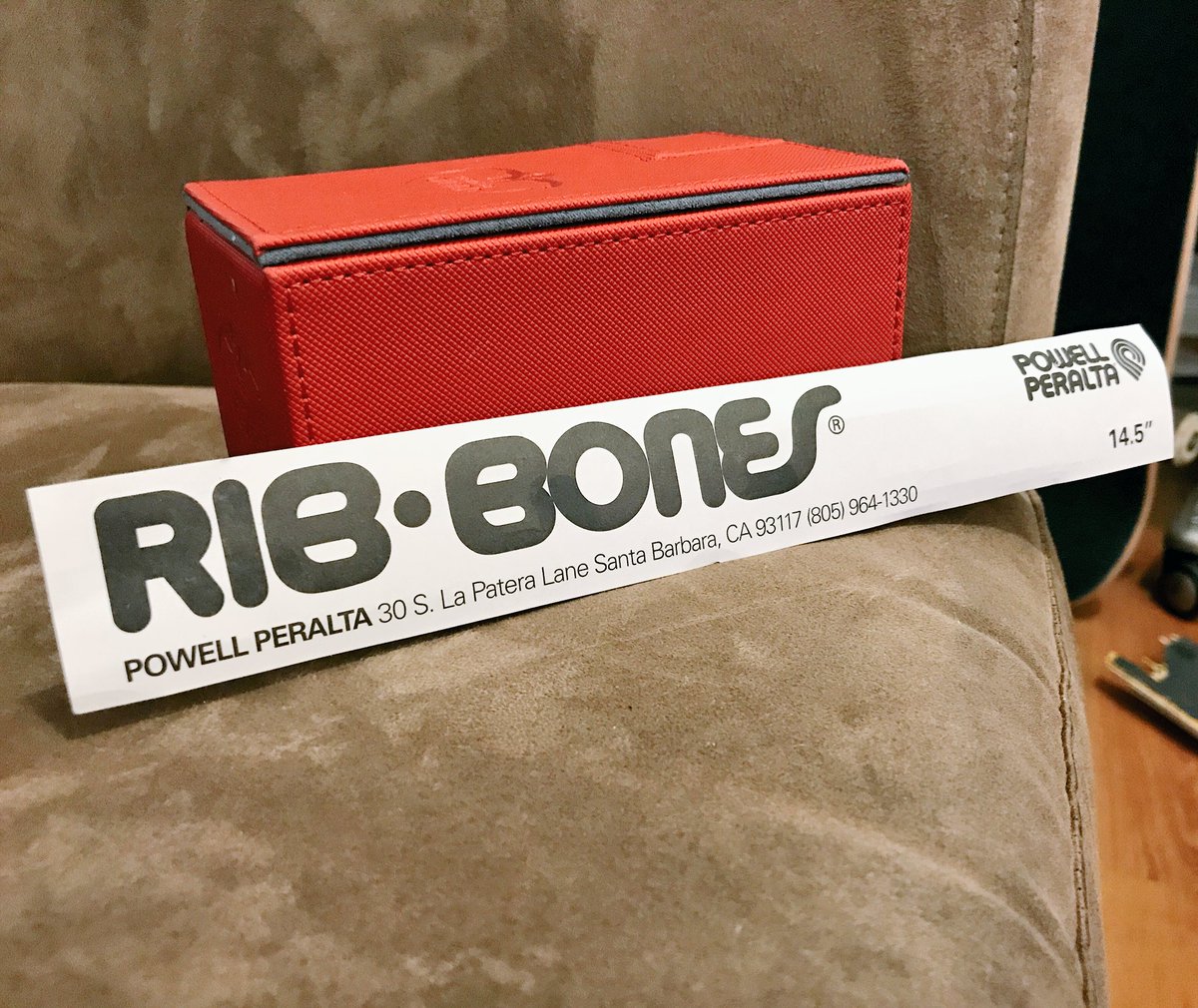 Load3r's tweet image. Taking it back to the old-school cause I'm an old fool who's so cool. #RibBones @PowellPeralta