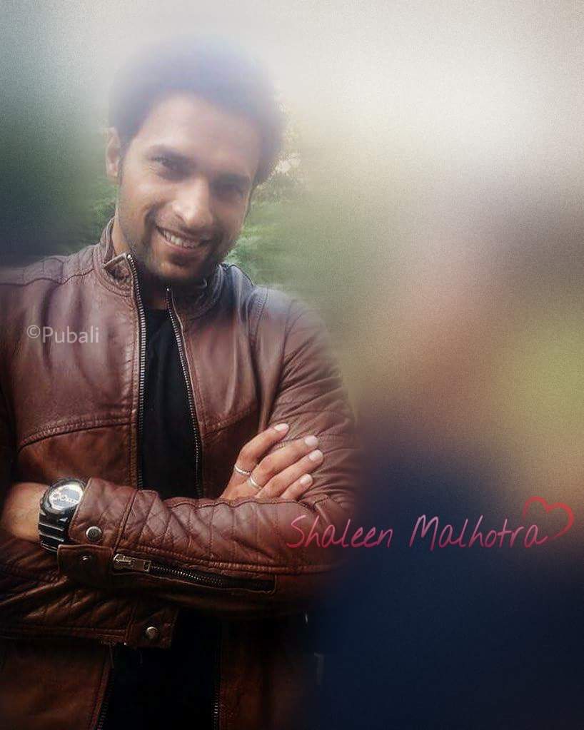 akta_pori's tweet photo. Whataaa HOTTIEEE...😍😍🔥🔥🔥
@ShaleenMalhotra 💓😘😘❤❤❤
#DASHING_DUDE💞
#Da_Swagger💘💘 https://t.co/svpLLfLCbL