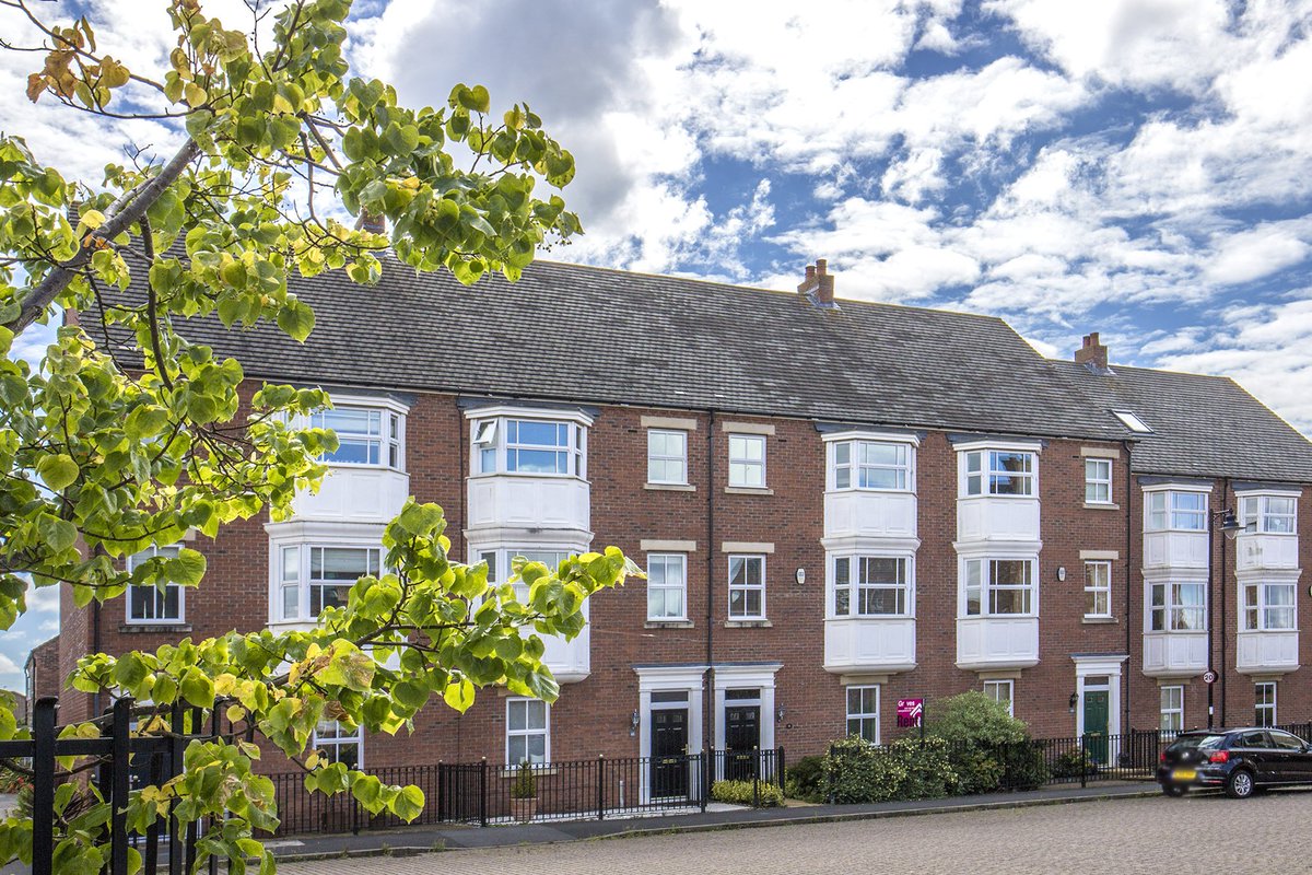GrovesRes's tweet photo. Netherwitton Way is Groves #PropertyoftheWeek available to rent for £945 pcm! #northeasthour #prophour https://t.co/JKPNprhhOB