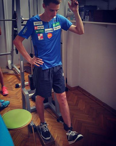 HvalaJaka's tweet photo. Za mano je 14 dnevna rehabilitacija kolena v Terme Čatež. Hvala osebju v zdravilišču in Masaže Berna za odlične masaže! 👌💪😀 #sloski #bteam https://t.co/4n95n2Uhbq