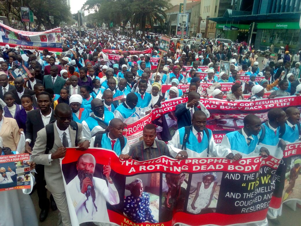 Mugustu's tweet photo. #ProphetDrOwuor.
This is mighty and powerful on to Jehovah for bringing back to life Mama Rosa. 
The Messiah is coming. Prepare https://t.co/9ejF6zQxLd