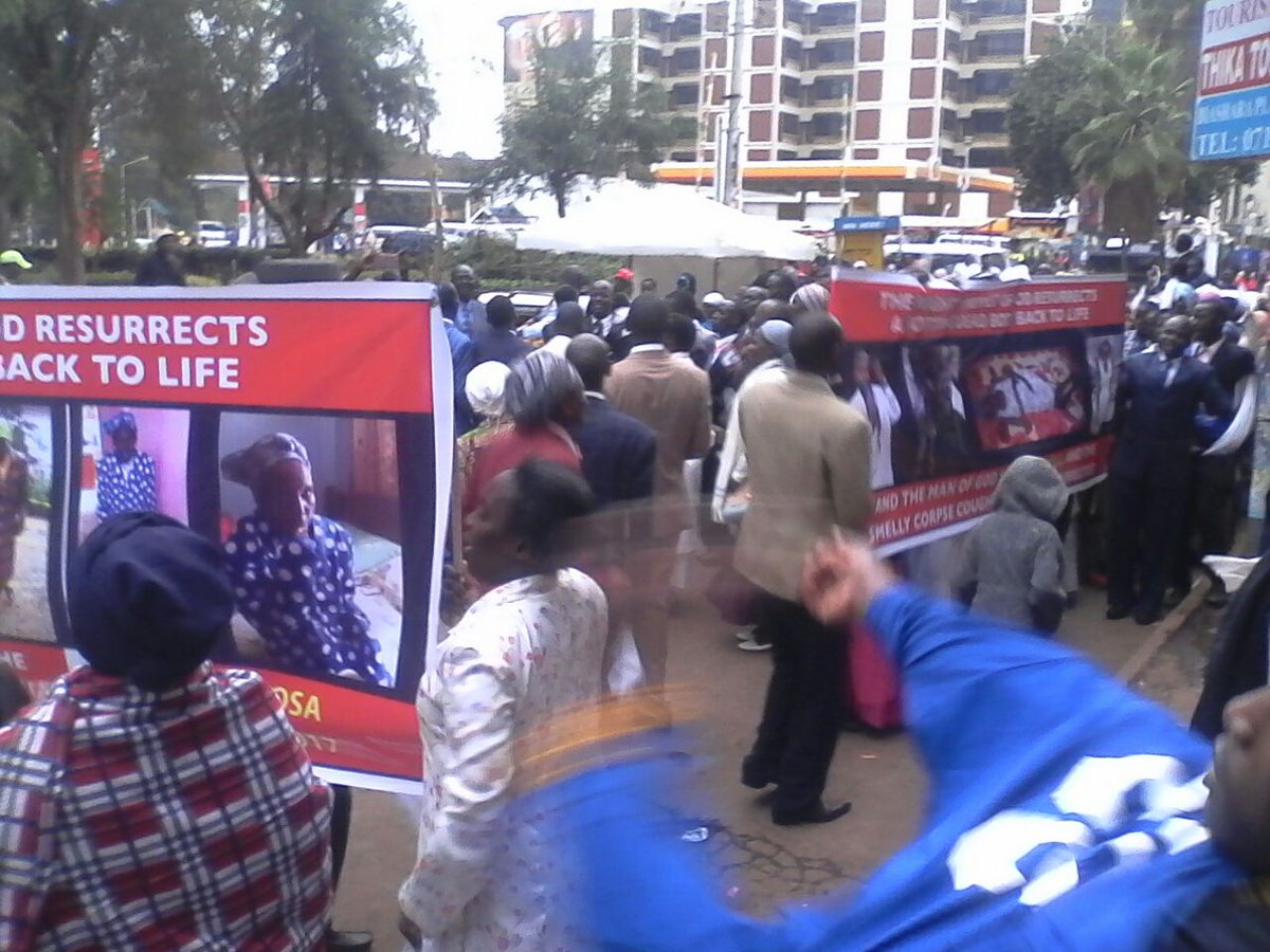 Mugustu's tweet photo. #ProphetDrOwuor.
This is mighty and powerful on to Jehovah for bringing back to life Mama Rosa. 
The Messiah is coming. Prepare https://t.co/9ejF6zQxLd
