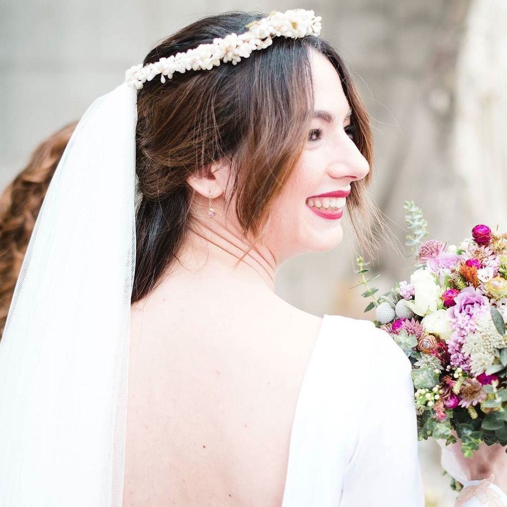 Esta foto de nuestra querida <a href="/saronsia/">Sara López Jiménez</a> nos encanta. Iba sencilla, elegante, preciosa como ella misma.
.
Y hace poc… ift.tt/2uYqUzG