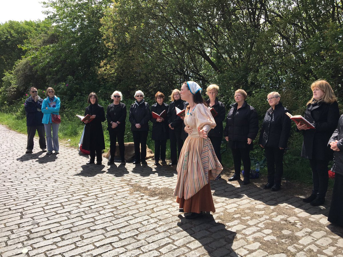 BluRaceCar's tweet photo. A4 @ScotlandHour Yes! Loved @NTSonline 's #SubmarineTimeMachine - excellent day out on the Forth and Clyde canal #ScotlandHour https://t.co/2G6oNkV58g