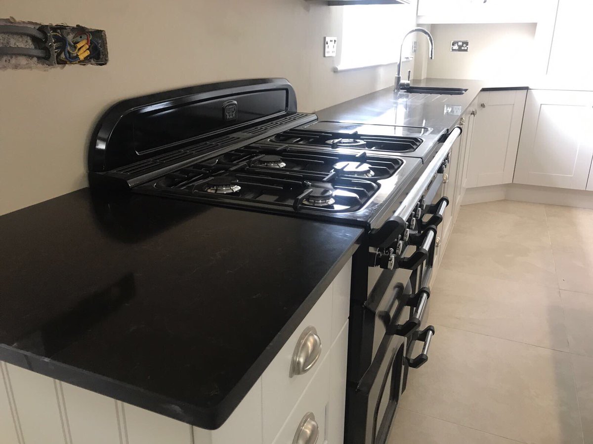 #quartz worktop#surfacestone#fitted today