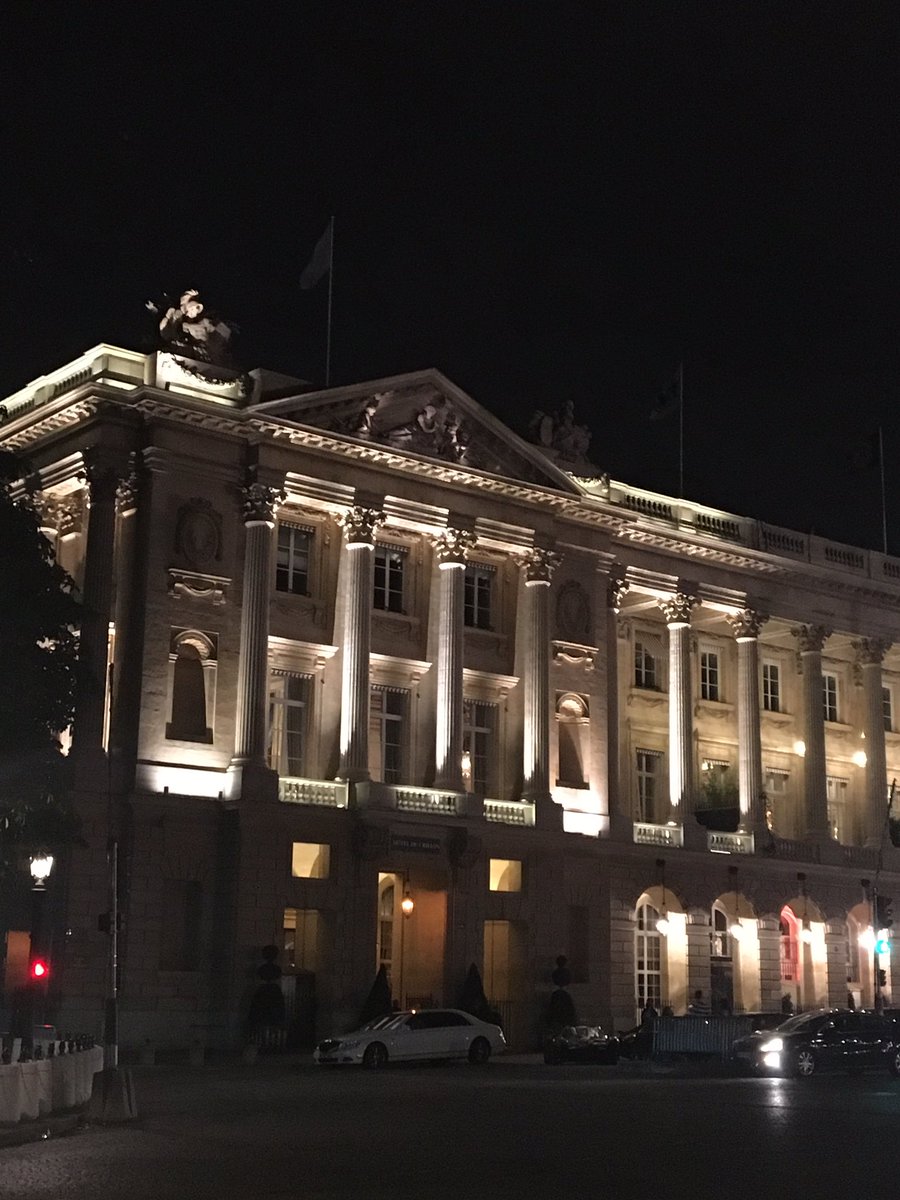 alexiargyris's tweet photo. @hoteldecrillon @RosewoodHotels #10ishere #palace #paris #Concorde #crillon #nofilter https://t.co/WM2y7LwEhW