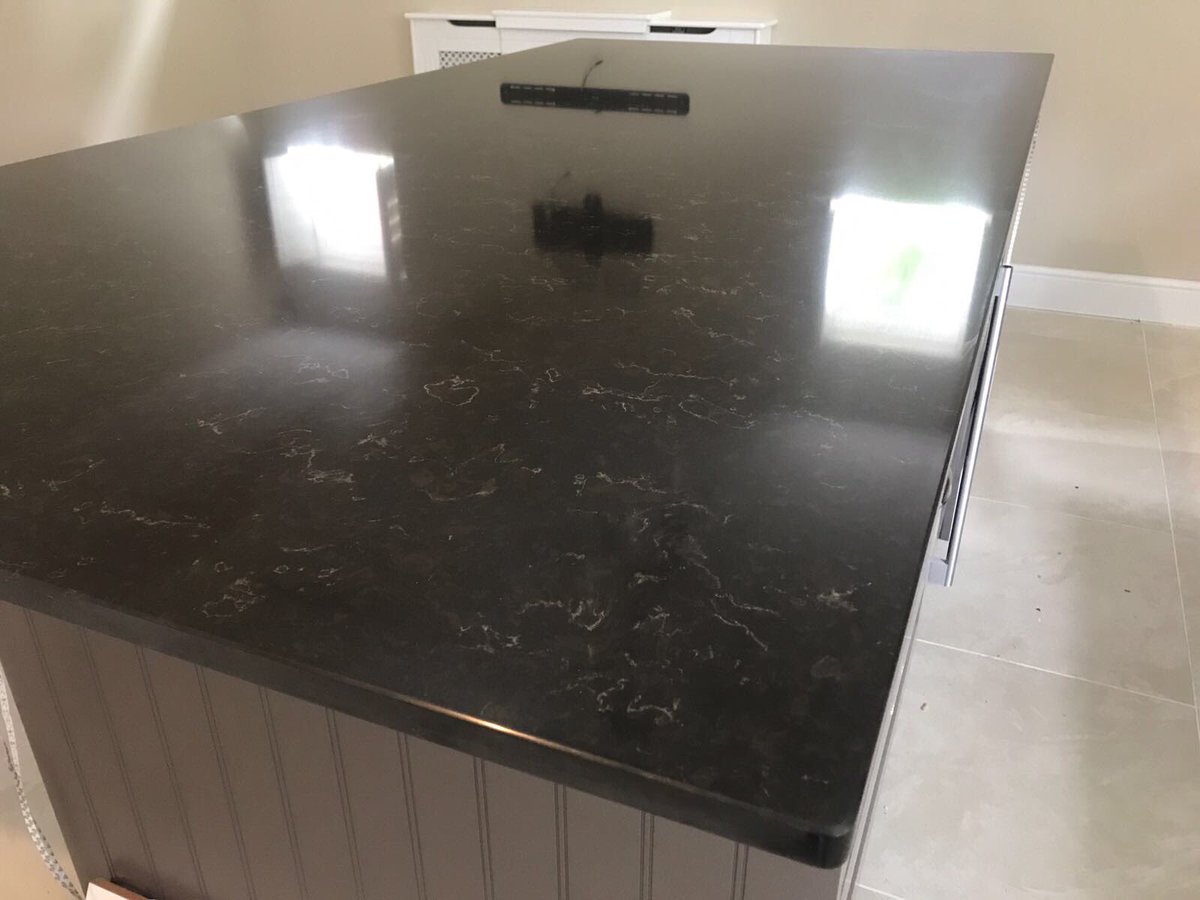 Java black quartz 20mm fitted #quartz#surfacestone#granite#worktop