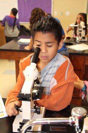 TXCommunities's tweet image. Over the summer, our ENCORE camp brought awareness to @SanBenitoCISD GT students about fast-growing careers in #STEM goo.gl/csZKeH