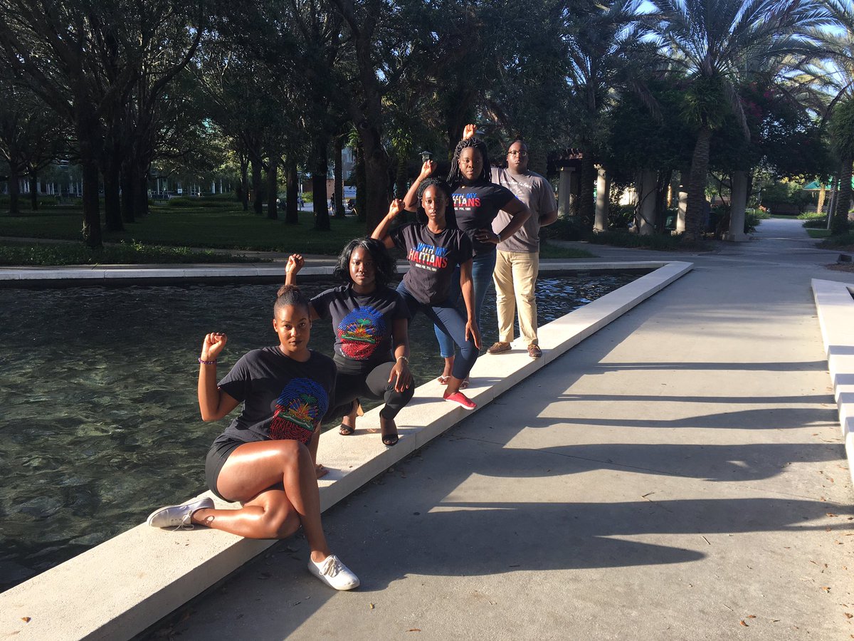 USFClubCreole's tweet photo. We support the #BSYOU campaign.Wear a shirt that you're a member of, hold up a fist ✊🏾 in the picture and support @USF_BSU #blackusf https://t.co/e0fcaQn4nI