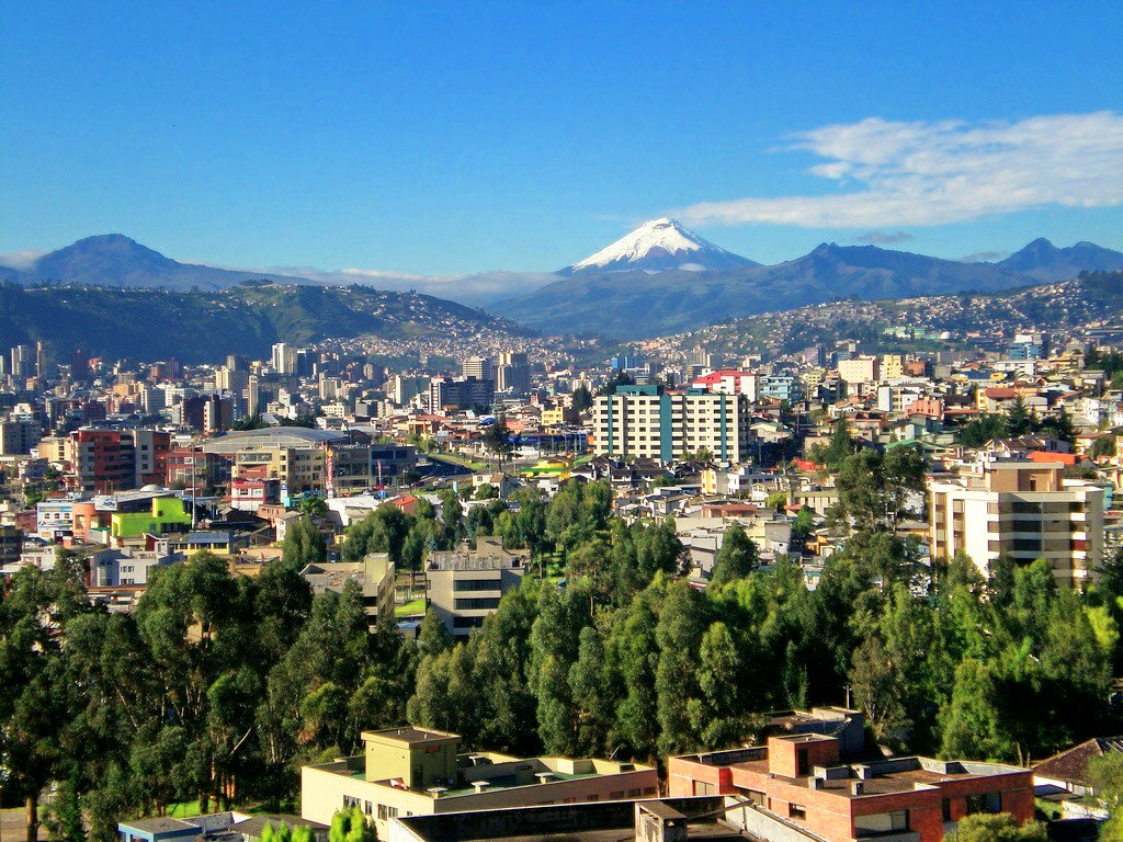 EliteToursAbrd's tweet photo. For the love of #Quito! Ecuador 2017 Discovery Tour is filling up! 😍😍😍 https://t.co/IHlTDvXCJg