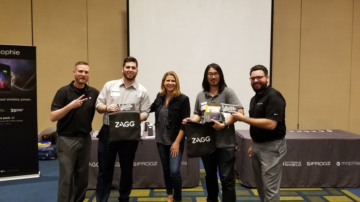 Attaccesryaccelrator tweet media