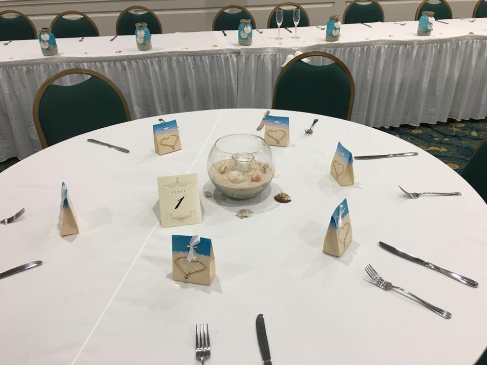 PrincessBayside's tweet photo. Bringing the sand indoors for this beautiful wedding reception. ๐โ๏ธ๐๐๐ฐ๐คต๐๐https://t.co/vLu9r8tR18 #PrincessBayside #OCMD #WeddingWednesday https://t.co/p1PJ8urWgz