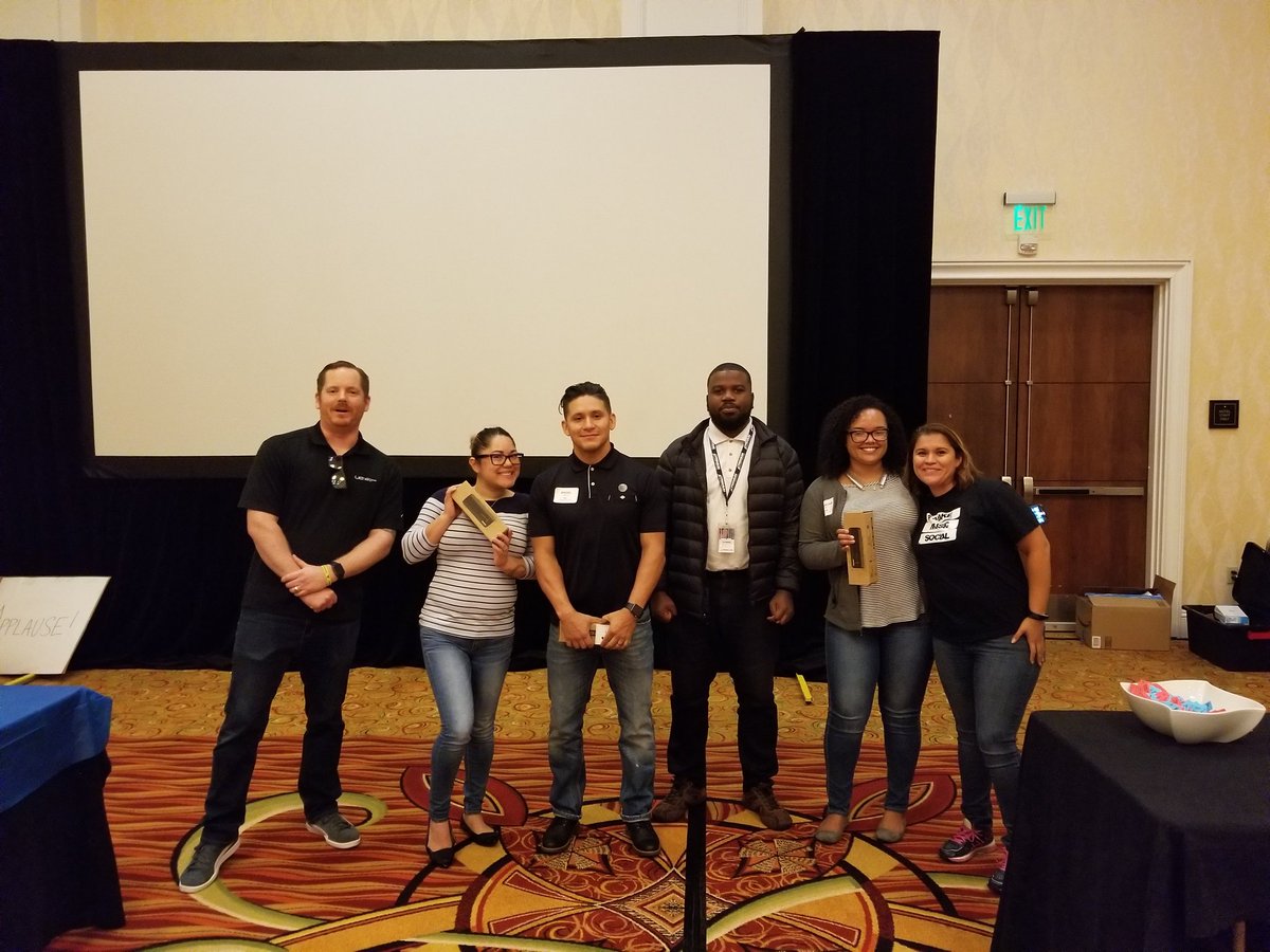 Attaccesryaccelrator tweet media