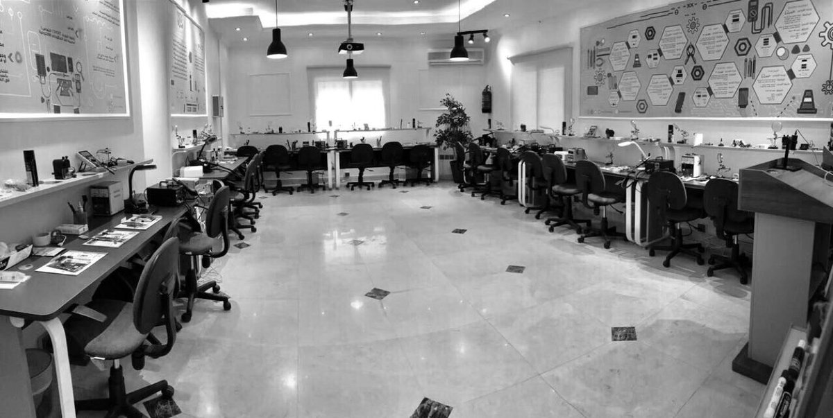 12uhuh's tweet photo. #معهد_التوثيق_الوطني ماابي اقول وداع 💔😭 https://t.co/9qjIJ5wEUh