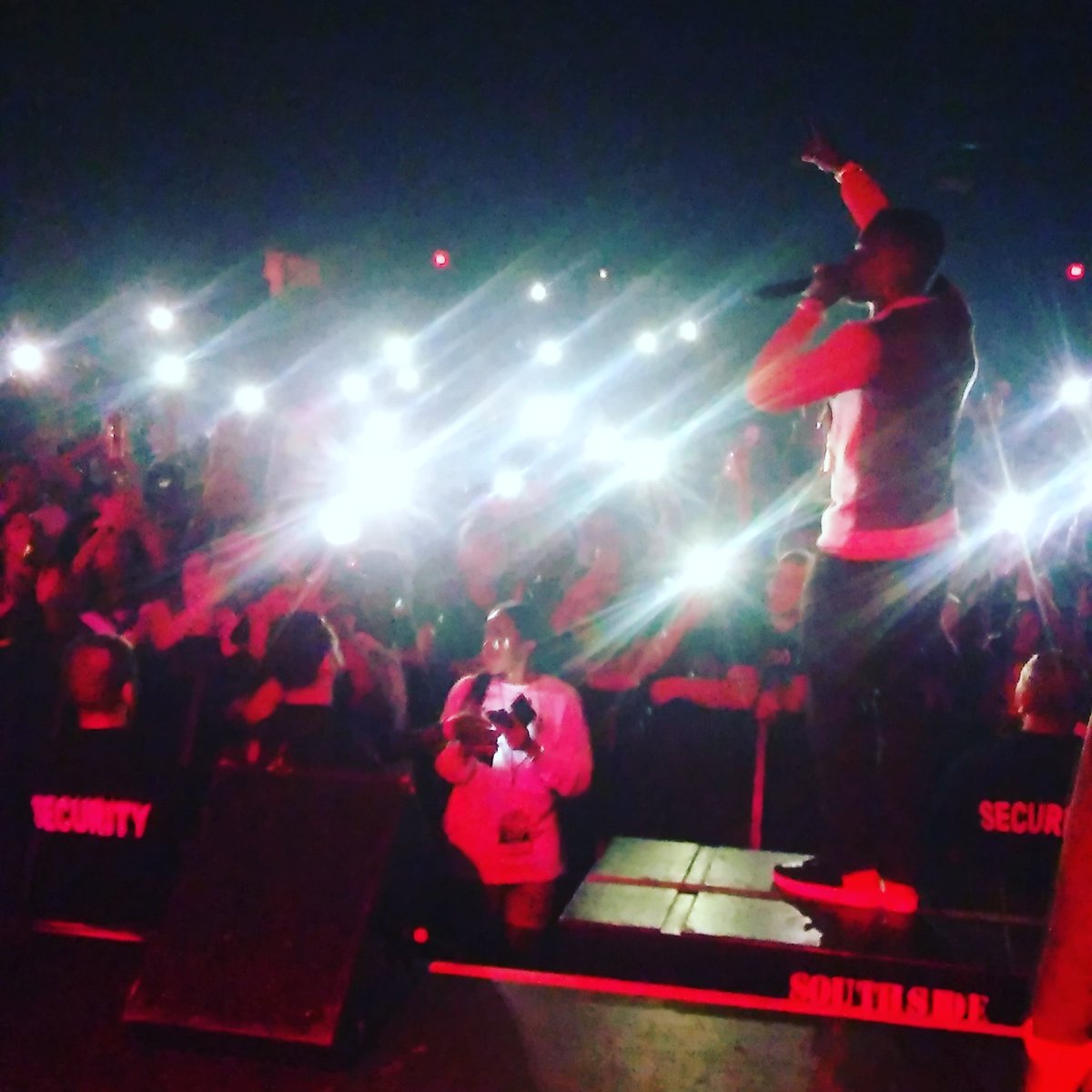 trapabe's tweet image. sold out show in texas🔥🔥🔥🔥🔥🔥