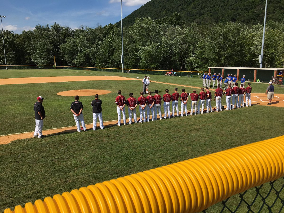 SkunksRadio's tweet photo. Underway in game one of the state tournament! Tune in on the SHHS Media app or at https://t.co/Wi4mE682ad https://t.co/pEyCVqsPyS