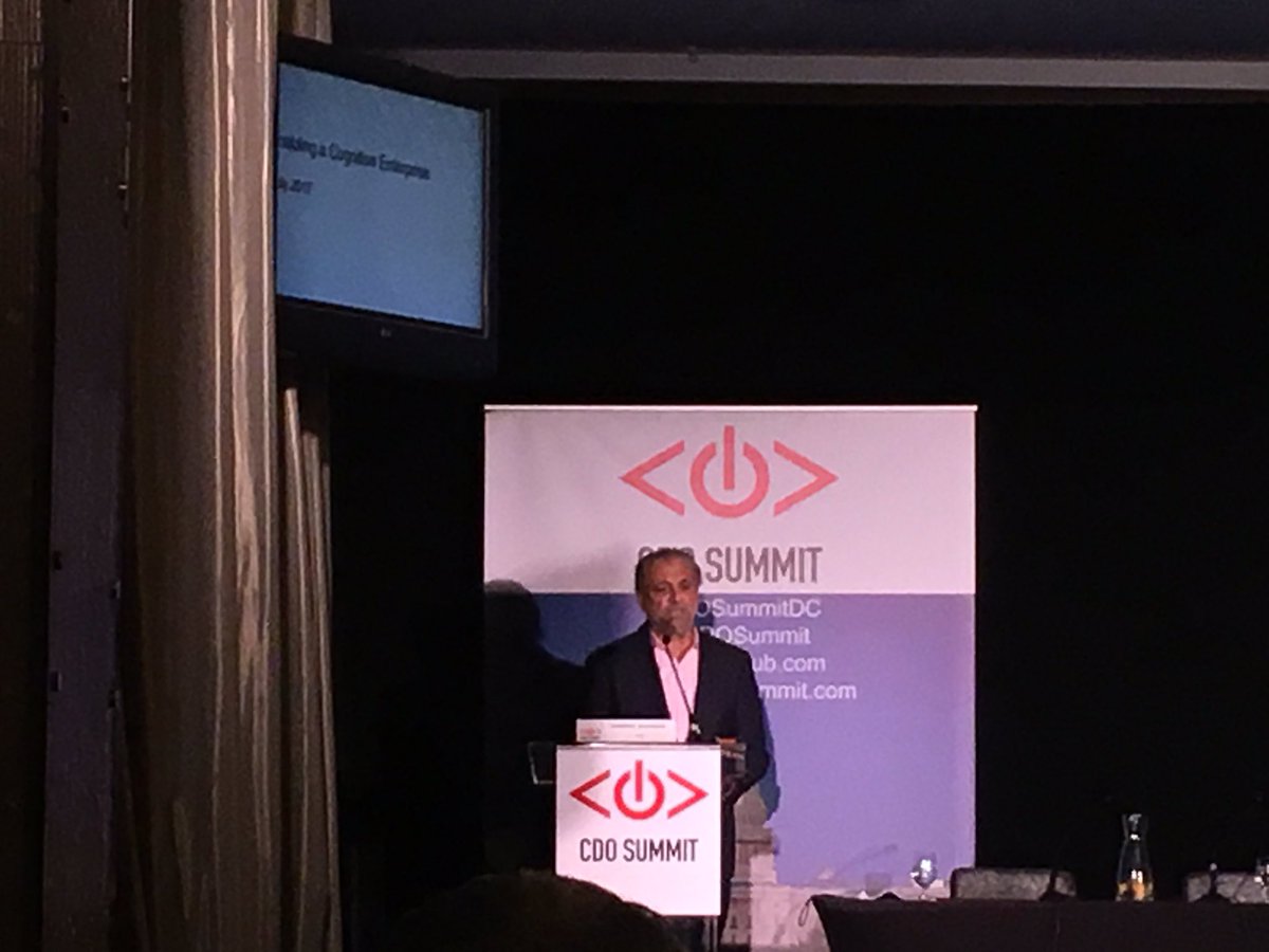 Scriffignano1's tweet photo. Business strategy is about how the company PLANS to make money, not how they ARE. Inderpal Bhandari #CDOSummitDC @chlepech @valuefromdata https://t.co/DdebETZYet