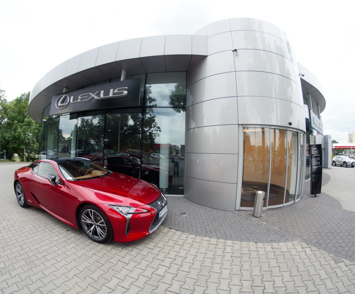 Lexus Warszawa-Wola tweet media