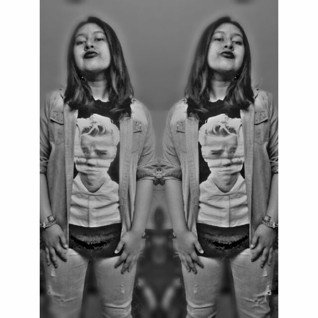 Andy_Mallette94's tweet photo. #WeLovesJB
#PWT2017 
Deceaba con toda él alma estar ahy ,para muchos fue un sueño hecho realidad ,esperó que para la próxima pueda conocerte https://t.co/3hco2HxeSw