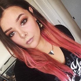 _xoDanielleee's tweet photo. Ask me a question | https://t.co/6QoCEx0yha https://t.co/5THHQpjf2L