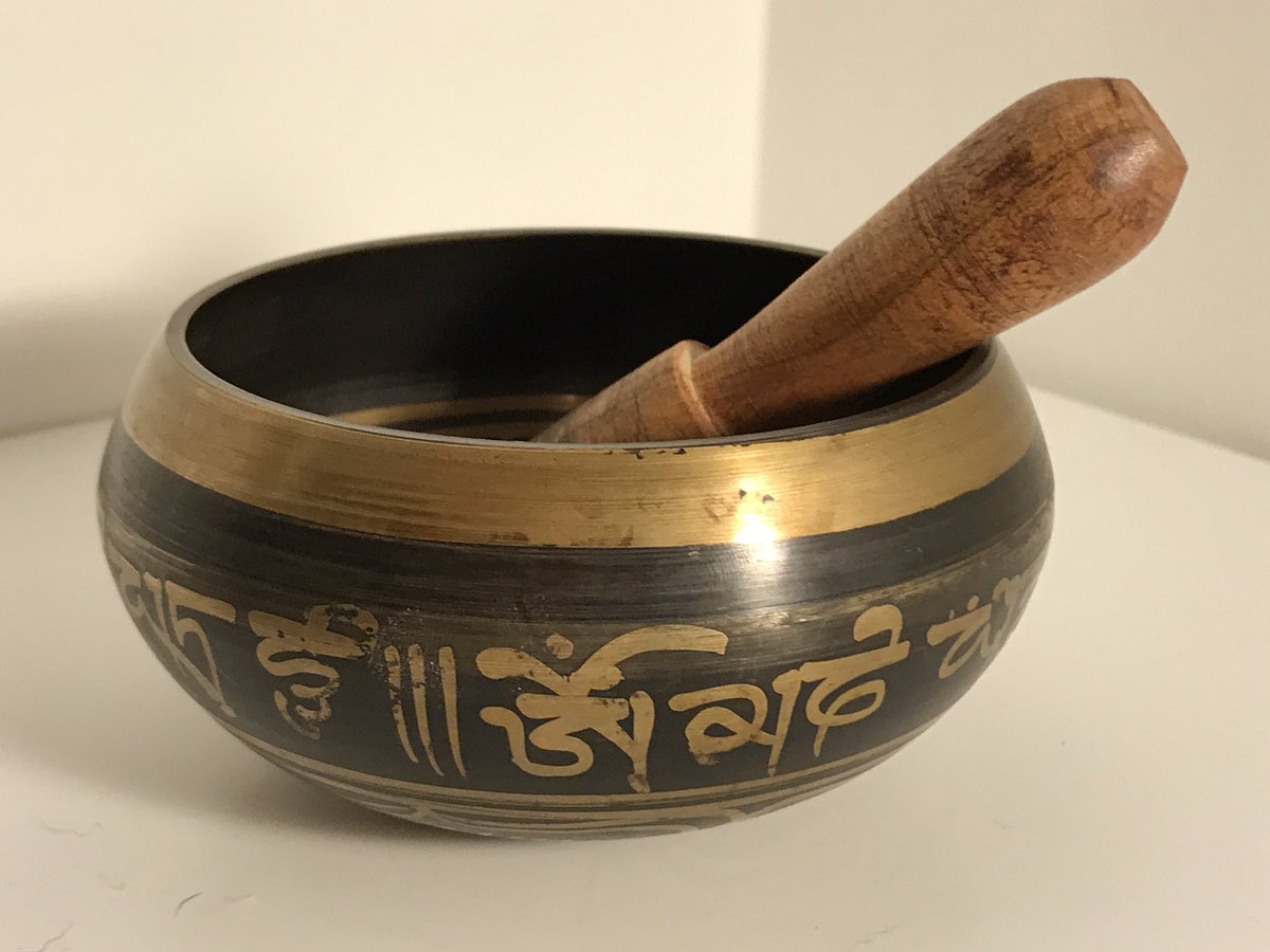 KissyMckissock's tweet photo. I got this beautiful singing bowl at a Himalayan craft sale in Killin @radbhandari https://t.co/DTFHdi5LOy