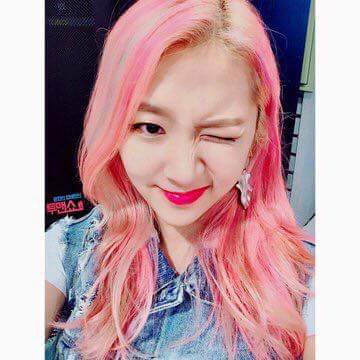 KardProjetosBR's tweet photo. [ATT] 
KARD para o programa Two Men Show na rádio https://t.co/zjJRkMEf50