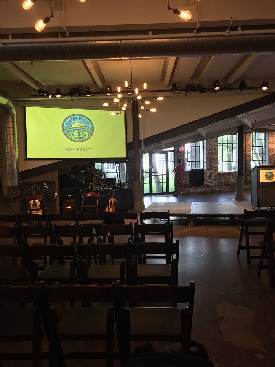 hv_tech's tweet photo. Everything is set and ready to go. Our first speaker is Henry Lowengard. He created an app that is changing lives. #hvtech #appdevelopment https://t.co/zfFYz3jNFr